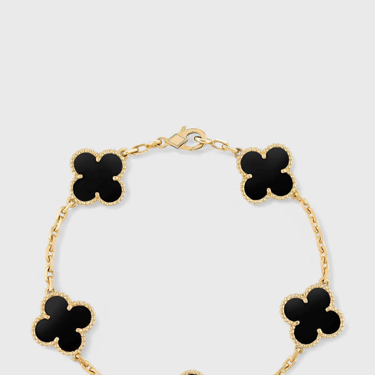 Pulsera con Motivo de Trébol y Elegancia Baño de Oro