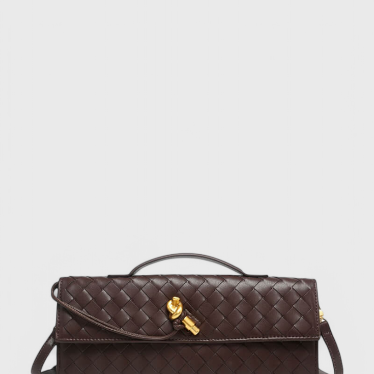 Melanie | Clutch con Detalle de Nudo Dorado